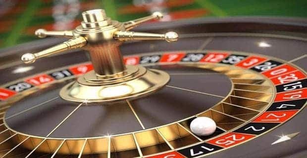 Pengguna Indonesia memainkan slot mayorqq dari layar smartphone saat santai